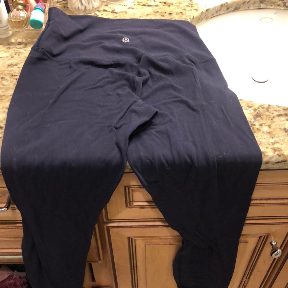Lululemon classic midnight navy align size 6 EUC